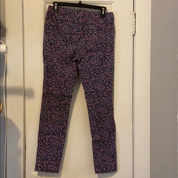 Colorful Floral Cotton/ Denim-Like Pants - Picture 3 of 4